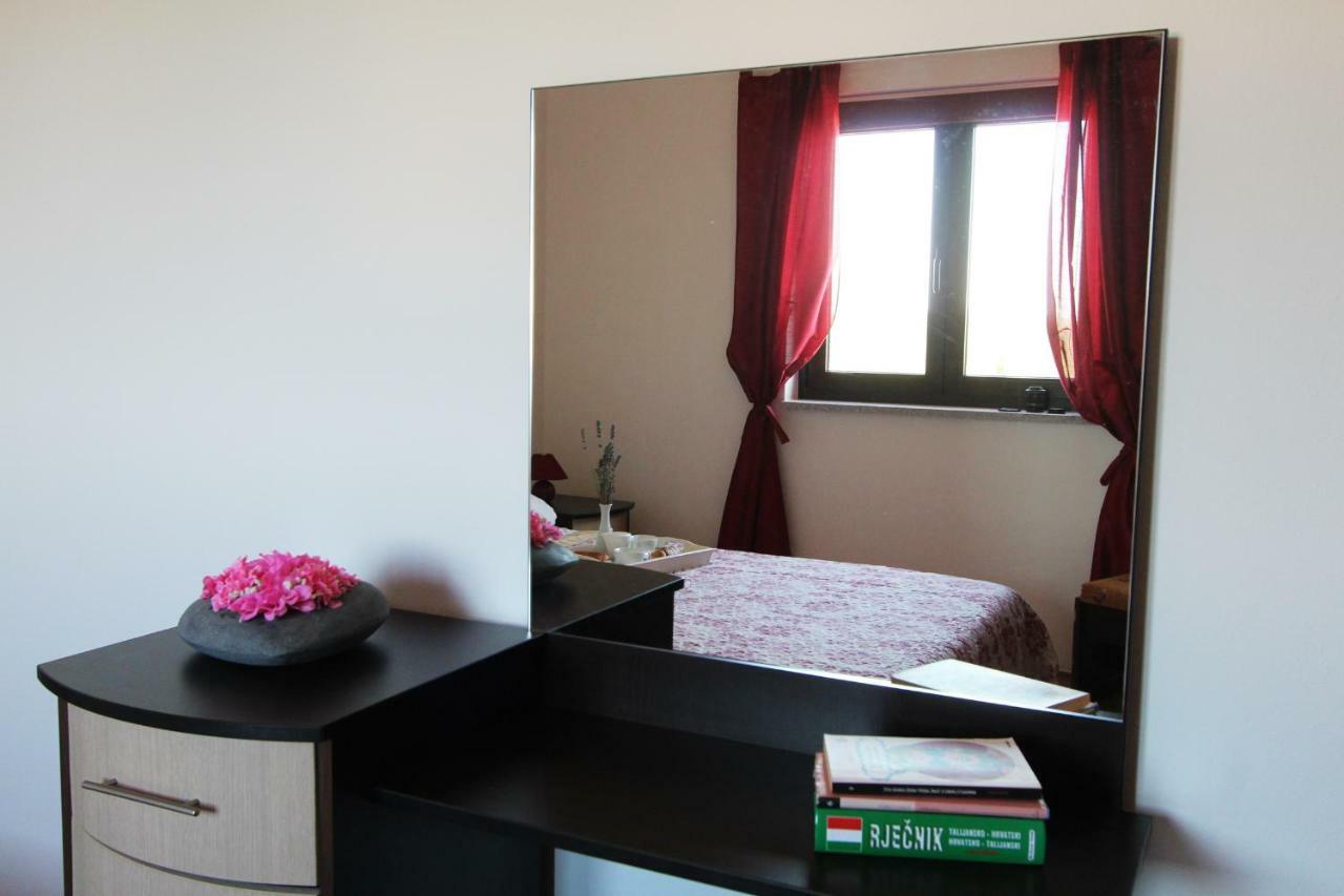 Apartment Marko Rovinjsko Selo Extérieur photo
